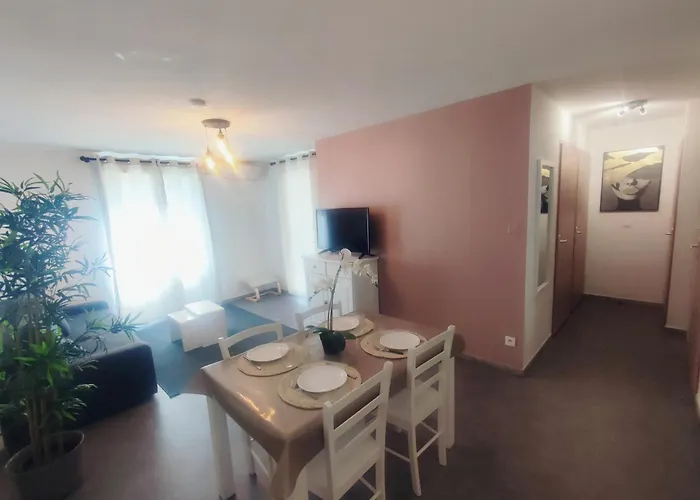 Douceur Du Verdon- Climatise Avec Piscine, Parking Apartment *